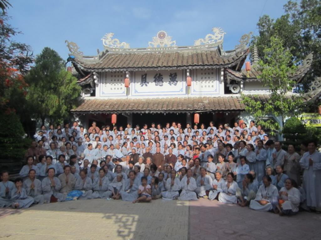 Thượng tọa Thích Chân Tích thuyết giảng tại Nha Trang