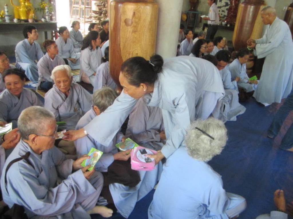 Khóa tu “Một ngày an lạc” ở chùa Long Thọ