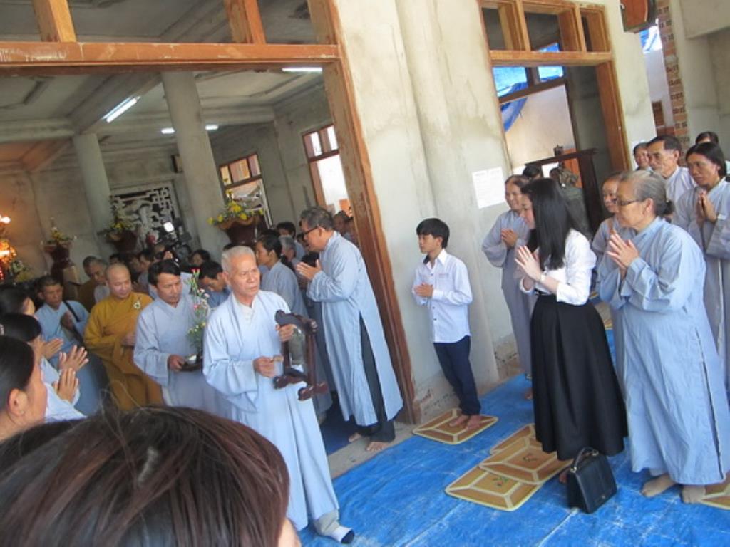 Khóa tu “Một ngày an lạc” ở chùa Long Thọ