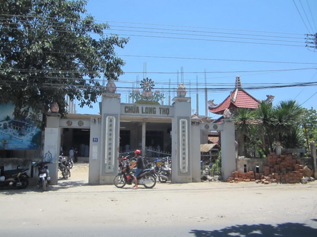 Khóa tu “Một ngày an lạc” ở chùa Long Thọ