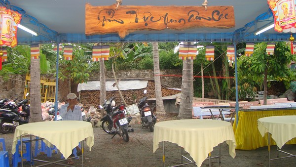 Hà Tiên: Chùm ảnh Đại lễ Phật đản tại biên cương cực nam Tổ quốc