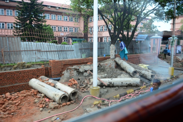 Tin nhanh 2: Đoàn Phật giáo Việt Nam cứu trợ nạn nhân động đất tại Nepal