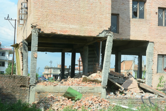 Tin nhanh 2: Đoàn Phật giáo Việt Nam cứu trợ nạn nhân động đất tại Nepal