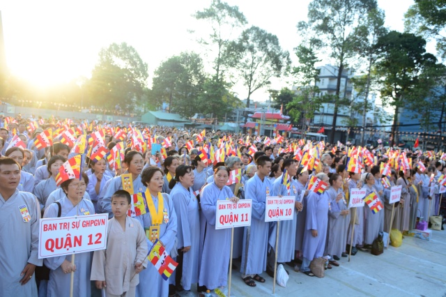 TP. HCM: Long trọng tổ chức đại lễ Phật đản PL. 2559 – DL 2015