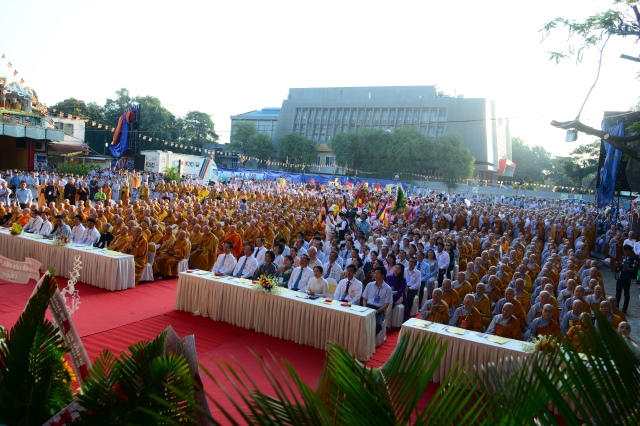 TP. HCM: Long trọng tổ chức đại lễ Phật đản PL. 2559 – DL 2015