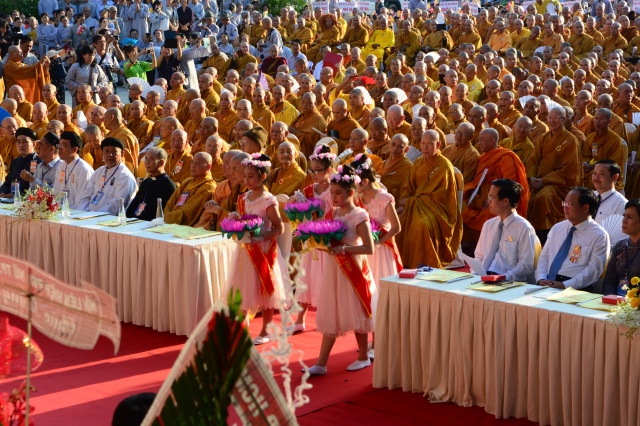 TP. HCM: Long trọng tổ chức đại lễ Phật đản PL. 2559 – DL 2015