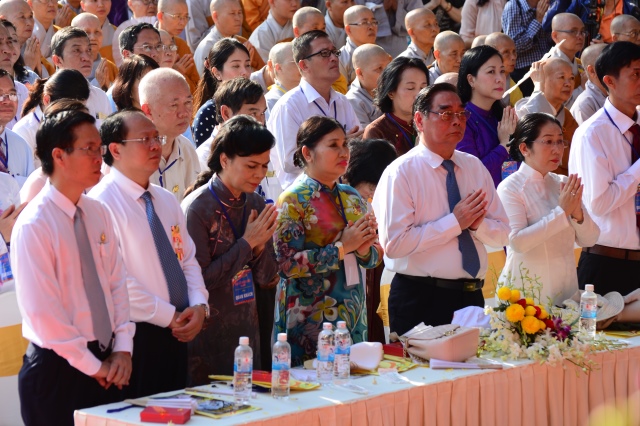 TP. HCM: Long trọng tổ chức đại lễ Phật đản PL. 2559 – DL 2015