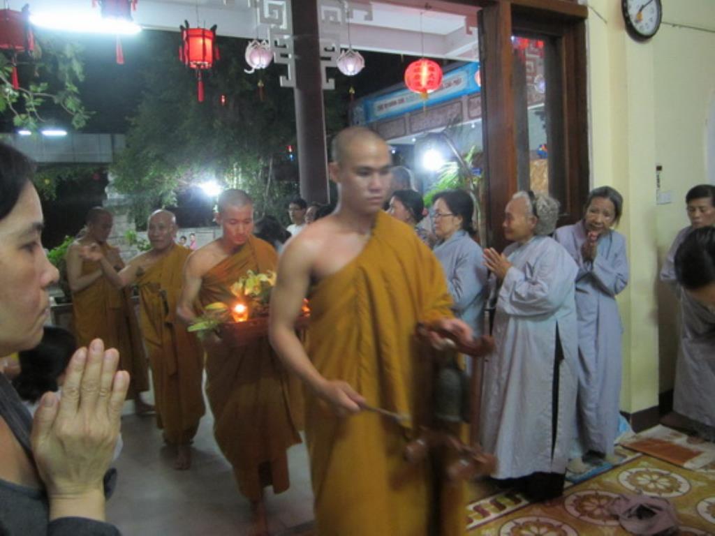 Thượng tọa Thích Chân Tích thuyết giảng tại Nha Trang