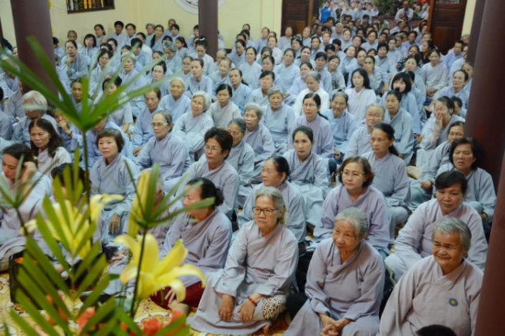 Thượng tọa Thích Chân Tích thuyết giảng tại Nha Trang