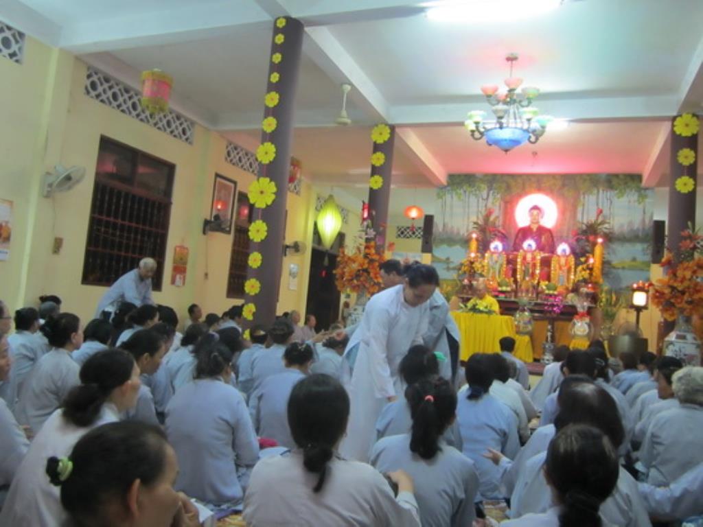 Thượng tọa Thích Chân Tích thuyết giảng tại Nha Trang