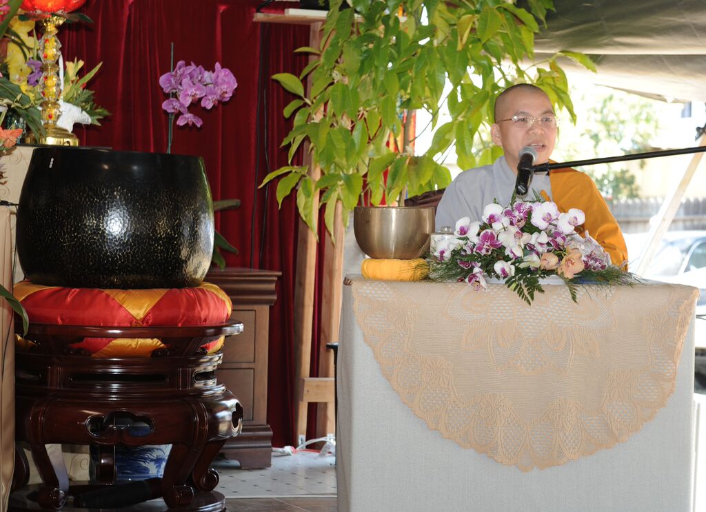 Hoa Kỳ: đại lễ Phật đản muộn nhất tại Tu Viện Huyền Không, San Jose Pl 2559