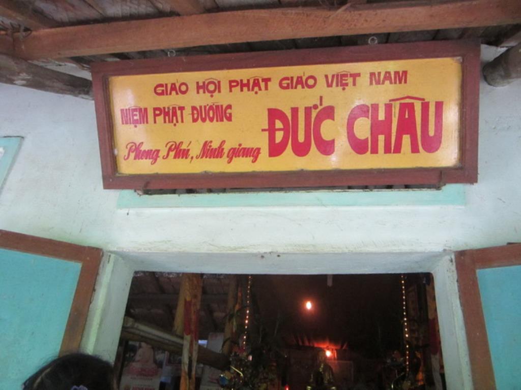 Phật tử chùa Đức Hòa hành hương cúng dường An cư kiết hạ