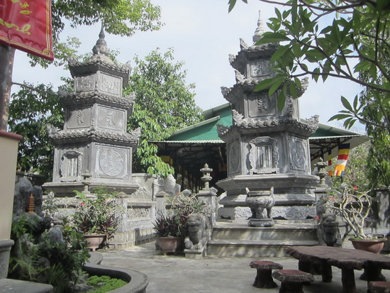 Nha Trang: Chùa Sắc Tứ Minh Thiện tổ chức khóa tu niệm Phật.