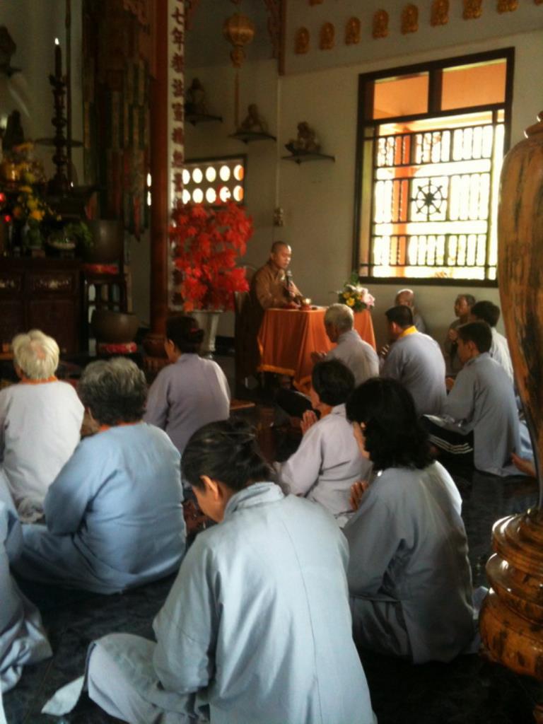 Khóa tu Bát quan trai tại Tổ đình Sắc Tứ Thiên Bửu
