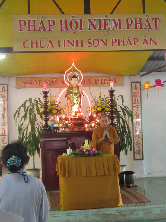 Khánh Hoà: “Một ngày an lạc” tại chùa Linh Sơn Pháp Ấn