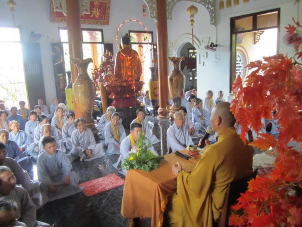 Khóa tu Bát quan trai tại Tổ đình Sắc Tứ Thiên Bửu