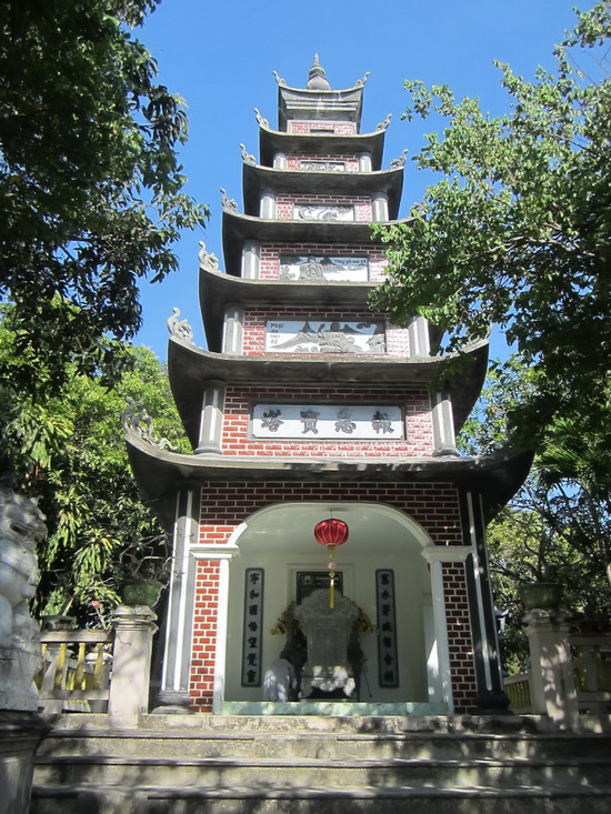 Khánh Hòa: Lễ húy kỵ Tổ khai sơn chùa Viên Ngộ