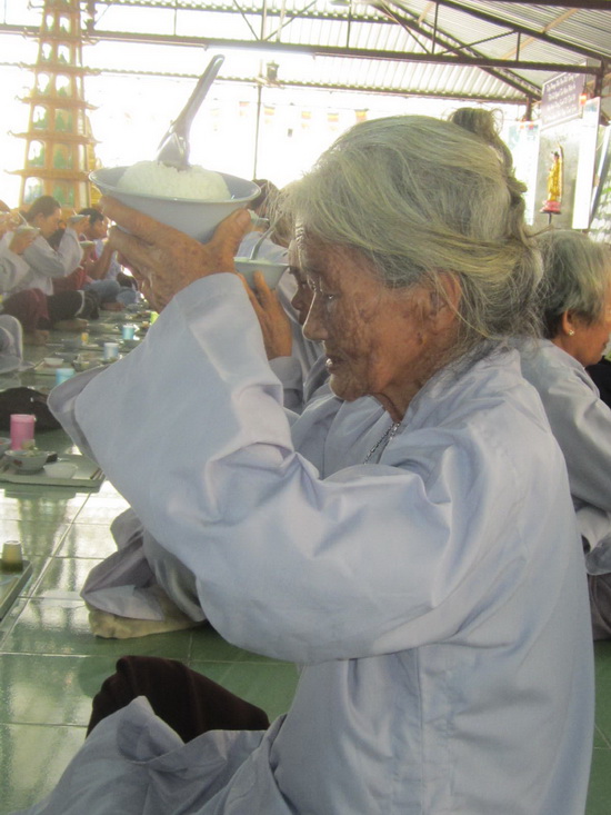 Khánh Hoà: “Một ngày an lạc” tại chùa Linh Sơn Pháp Ấn