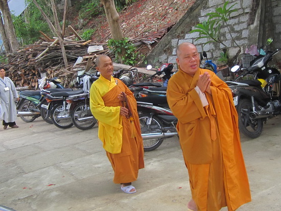 Khánh Hoà: “Một ngày an lạc” tại chùa Linh Sơn Pháp Ấn