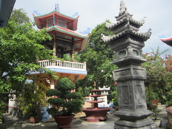 Nha Trang: Chùa Sắc Tứ Minh Thiện tổ chức khóa tu niệm Phật.