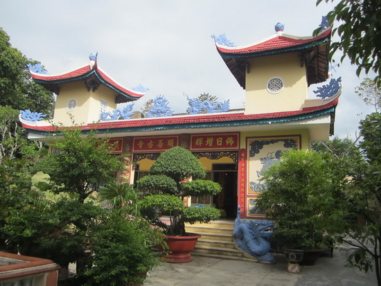 Nha Trang: Chùa Sắc Tứ Minh Thiện tổ chức khóa tu niệm Phật.