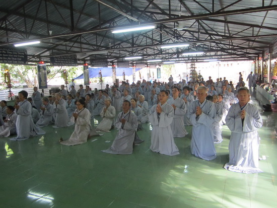 Khánh Hoà: “Một ngày an lạc” tại chùa Linh Sơn Pháp Ấn