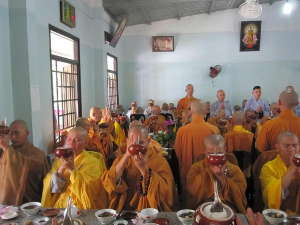 Lễ chung thất cố Đại đức Thích Đạo Luận