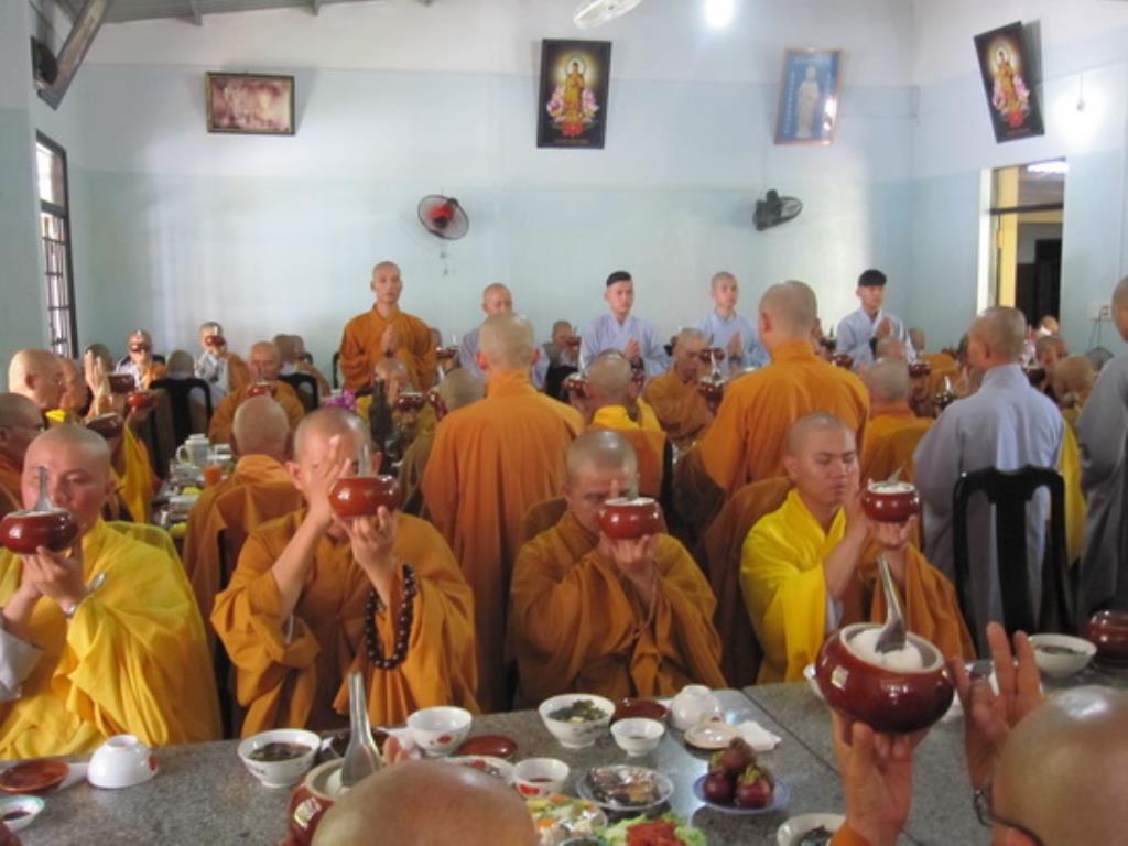 Lễ chung thất cố Đại đức Thích Đạo Luận