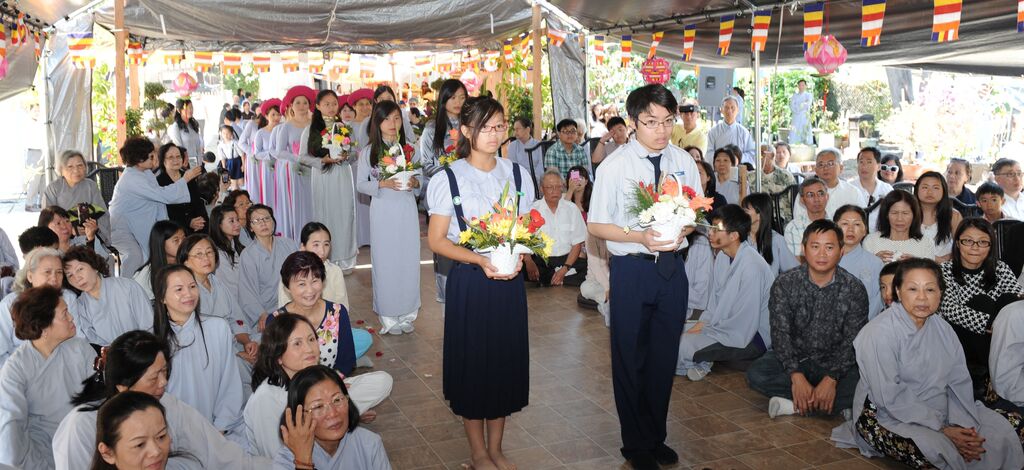 Hoa Kỳ: đại lễ Phật đản muộn nhất tại Tu Viện Huyền Không, San Jose Pl 2559