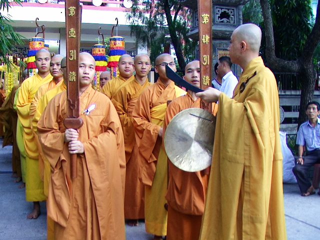 Khánh Hòa: Long trọng tổ chức Đại lễ Phật đản PL.2559