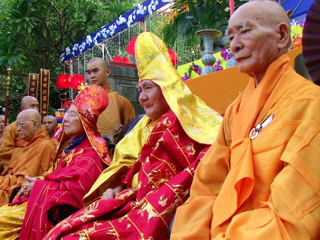 Khánh Hòa: Long trọng tổ chức Đại lễ Phật đản PL.2559