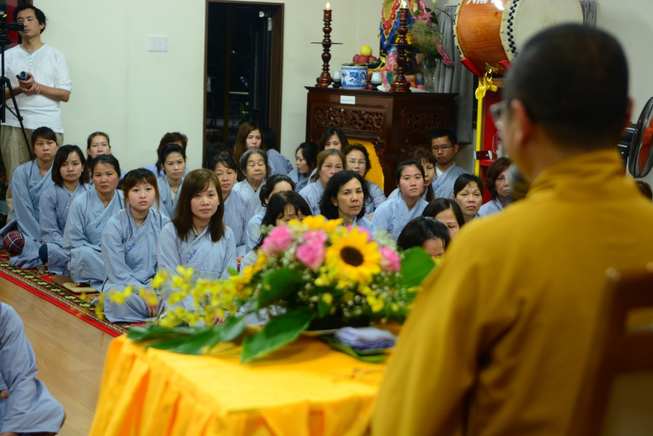 Phỏng Vấn Đại Đức Thích Nhuận Phổ, Trụ Trì Chùa Hòa Lạc và Chùa Đại Nam ở Nhật Bản