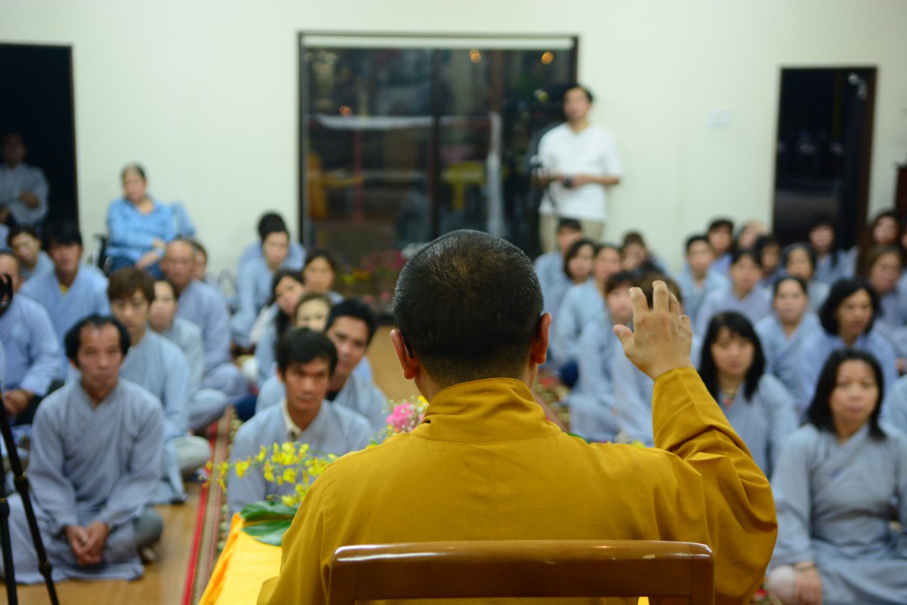 Phỏng Vấn Đại Đức Thích Nhuận Phổ, Trụ Trì Chùa Hòa Lạc và Chùa Đại Nam ở Nhật Bản