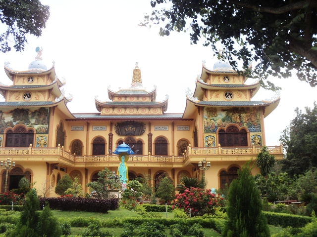 Lâm Đồng: Vê phố núi sương mù thăm Linh thiêng Phương Liên Tịnh Xứ