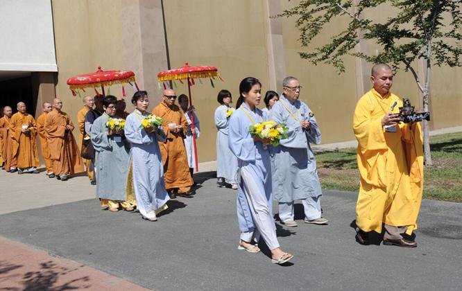 Hoa Kỳ: Chùa Thiên Trúc, San Jose khai mạc khóa tu học Phật Pháp mùa hè năm 2015