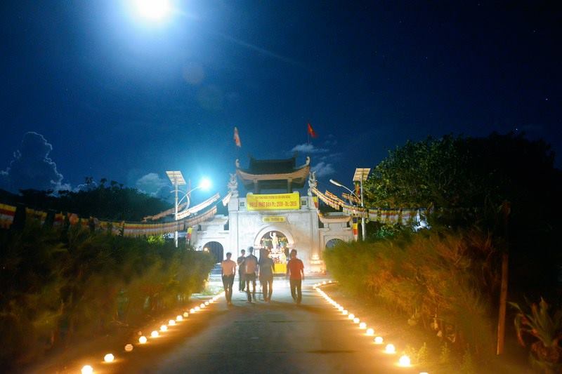 Khánh Hòa: Trường Sa tổ chức Đại lễ Phật đản PL.2559