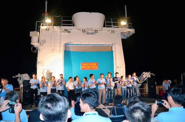 Khánh Hòa: Đoàn lãnh đạo thành ủy và đại biểu các Ban ngành thành phố Hồ Chí Minh thăm Trường Sa.