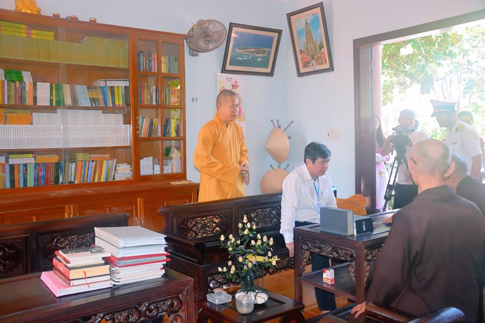 Khánh Hòa: Đoàn Chư tôn giáo phẩm Văn phòng II Trung Ương GHPGVN thăm Trường Sa