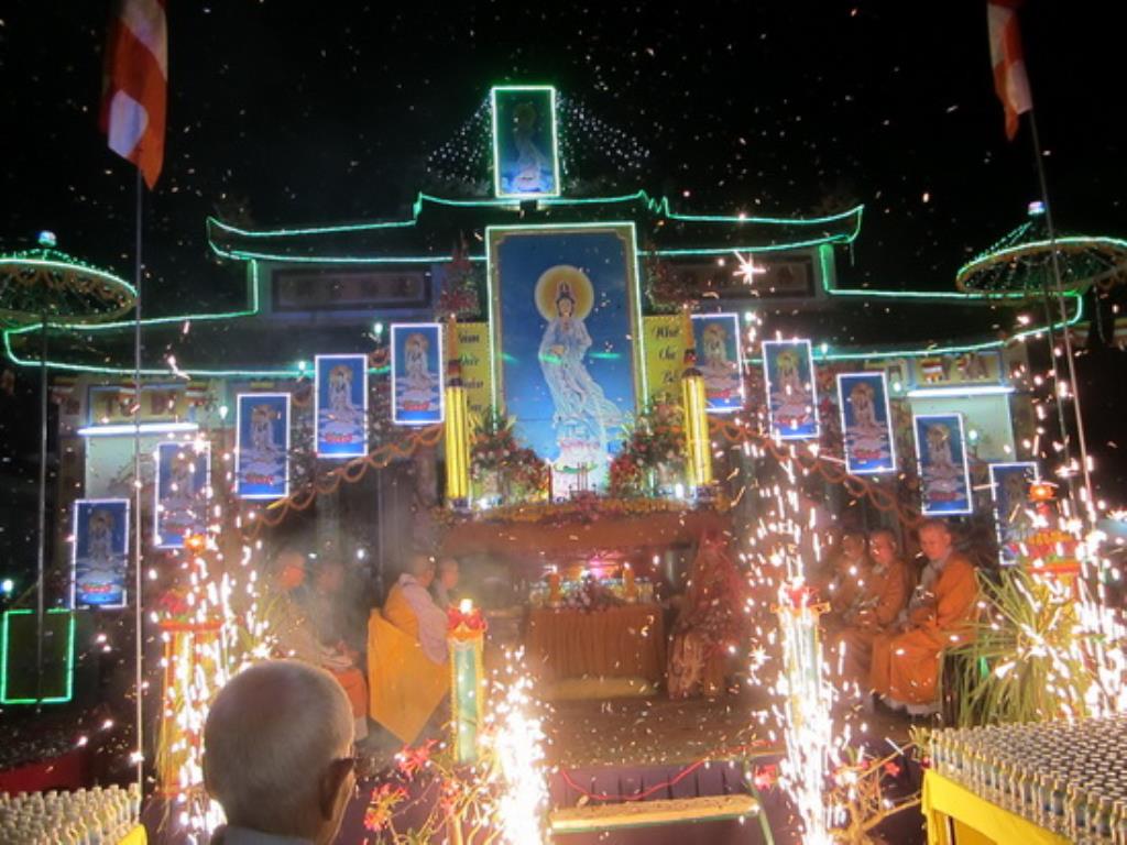 Lễ vía Đức Bồ-tát Quan Âm tại chùa Đại Phước