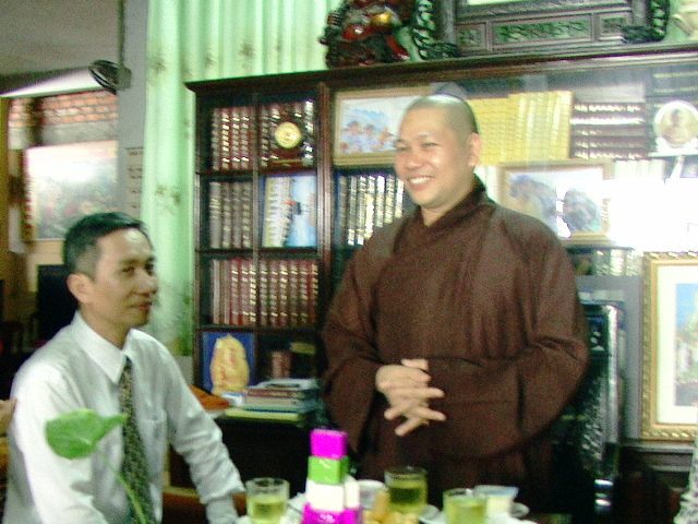 Khánh Hoà: Lãnh đạo tỉnh Khánh Hòa, thành phố Nha Trang thăm chúc mừng Phật đản