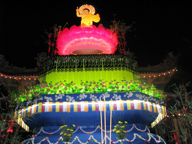 Khánh Hòa: Trang nghiêm Lễ tắm Phật