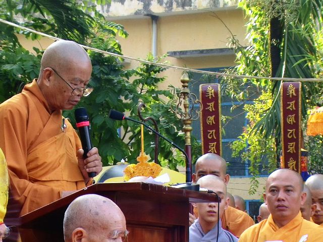 Khánh Hòa: Long trọng tổ chức Đại lễ Phật đản PL.2559