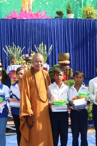 Khánh Hòa: Đại lễ Phật đản tại hai huyện miền núi Khánh Vĩnh, Khánh Sơn