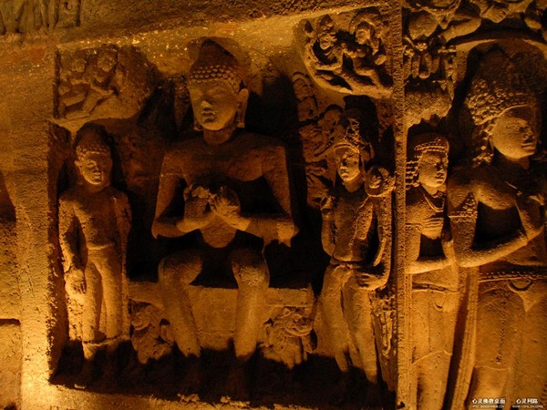 Ấn Độ: Ngôi Đại Già lam Cổ Tự Ajanta nghìn năm tuyệt tác trong hang động