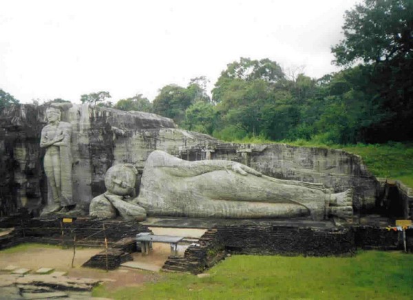 Gal Vihara Di sản Văn hóa Phật giáo tại Polonnaruwa, Sri Lanka
