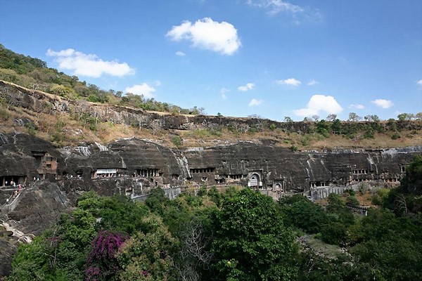 Ấn Độ: Ngôi Đại Già lam Cổ Tự Ajanta nghìn năm tuyệt tác trong hang động