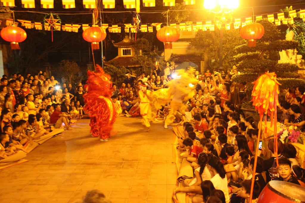 Hà Nội: Chùa Trung Phúc Tổ Chức Trung Thu Cho Các Cháu Thiếu Niên Nhi Đồng