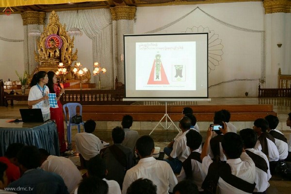 Myanmar: Chùm ảnh chuẩn bị 10 nghìn vị Tăng diễu hành vị trí hình ảnh đẹp ấn tượng