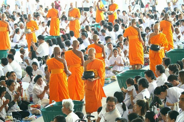 Thái Lan: Chùm ảnh Lễ tưởng niệm 98 năm ngày Thiền sư Phra Mongkhonthepmuni ngộ đạo