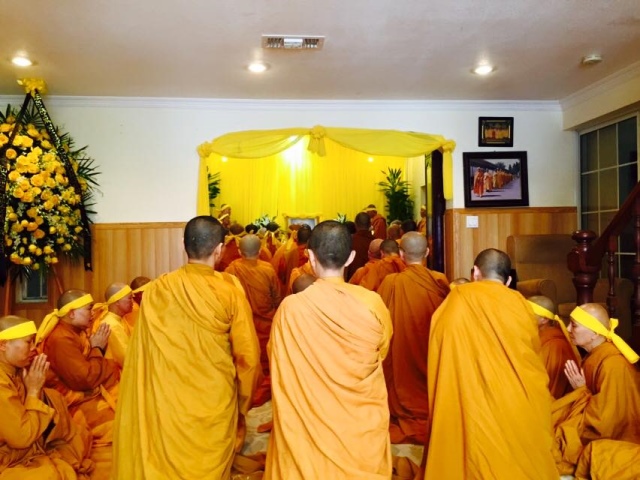 Chùm ảnh các phái đoàn viếng tang lễ Đại Lão Hòa thượng Pháp sư Thích Giác Nhiên
